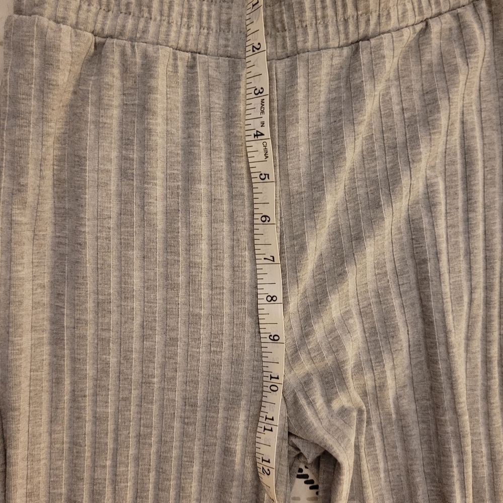 High Waisted Flare Pants - Picture 7 of 9